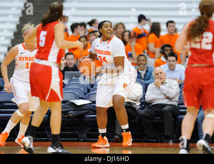 Syracuse, New York, USA. 18th Nov, 2013. November 18, 2013: Syracuse Orange center Shakeya Leary #34 looks to pass the ball up court during the first half of an NCAA Women's Basketball game between the Cornell Big Red and the Syracuse Orange at the Carrier Dome in Syracuse, New York. Rich Barnes/CSM/Alamy Live News Stock Photo