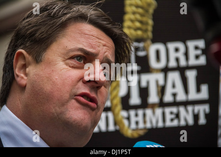 Nick Griffin leader of British National Party (BNP) outside Old Bailey Stock Photo