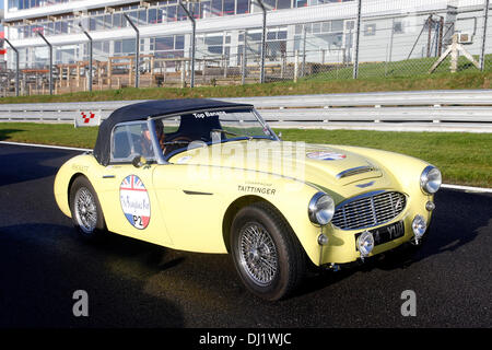 Brands Hatch, Kent, UK. 19th November 2013. Austin Healey at The Beaujolais Run as it sets off from Brands Hatch started by John Surtees and Jonathan Palmer 15.11.2013 Credit:  theodore liasi/Alamy Live News Stock Photo
