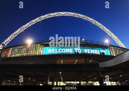 London, UK. 19th Nov, 2013. Wembley football stadium prior to the friendly soccer match between England and Germany in London, England, 19 November 2013. Photo: Andreas Gebert/dpa/Alamy Live News Stock Photo