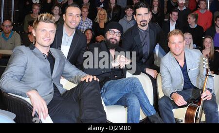 Hamburg, Germany. 19th Nov, 2013. Nick Carter (L-R), Howie Dorough, AJ McLean, Kevin Richardson and Brian Littrell from the US music group Backstreet Boys poses during the taping of the talkshow 'Markus Lanz' in Hamburg, Germany, 19 November 2013. The former boy band is going on tour together in Europe with their eight album 'In a World Like This.' Photo: ANGELIKA WARMUTH/dpa/Alamy Live News Stock Photo