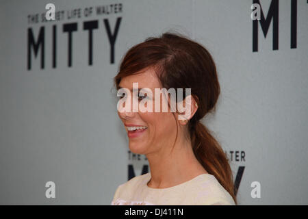 Sydney Entertainment Centre, Sydney, NSW, Australia. 21 November 2013. Ben Stiller (Zoolander, Meet The Parents) and Kristen Wiig (Bridesmaids) attended the red carpet Australian Premiere of The Secret Life of Walter Mitty. Pictured is Kristen Wiig. Copyright Credit:  2013 Richard Milnes/Alamy Live News. Stock Photo