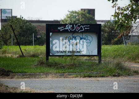 The vacant United Community Hospital ( former Southwest Detroit Hospital 1974 - 1999 ) in Southwest Detroit, Michigan for ethnic minorities, USA. Picture was taken in October 2013. Stock Photo