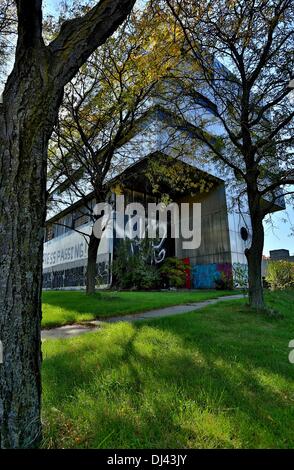 The vacant United Community Hospital ( former Southwest Detroit Hospital 1974 - 1999 ) in Southwest Detroit, Michigan for ethnic minorities, USA. Picture was taken in October 2013. Stock Photo