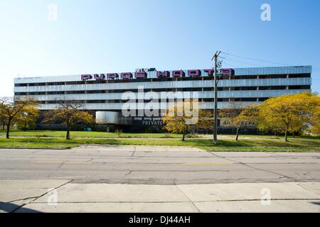 The vacant United Community Hospital ( former Southwest Detroit Hospital 1974 - 1999 ) in Southwest Detroit, Michigan for ethnic minorities, USA. Picture was taken in October 2013. Stock Photo