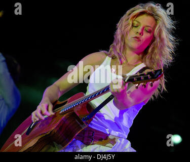 Oshkosh, Wisconsin, USA. 19th June, 2012. KIMBERLY PERRY of The Band Perry performs at 2012 Country USA in Oshkosh, Wisconsin © Daniel DeSlover/ZUMAPRESS.com/Alamy Live News Stock Photo