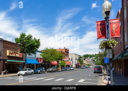 Main Street in downtown Pendleton, Oregon, USA Stock Photo - Alamy