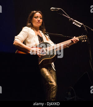 Glasgow, Scotland, UK. 21st November 2013. KT Tunstall, Scottish singer songwriter played a gig at the O2 Academy Glasgow 21st November 2013 as part of her UK Tour for her fifth studio album Invisible Empire // Crescent Moon. She has won a Brit and an Ivor Novello award. Credit:  Pauline Keightley/Alamy Live News Stock Photo