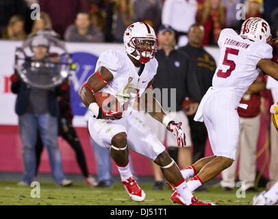 Los Angeles, CA, USA. 15th Nov, 2013. NOVEMBER 16, 2013 Los Angeles, CA.Stanford wide receiver (7) Ty Montgomery returns the kickoff during the Pac 12 game between the fourth ranked Stanford Cardinals and the USC Trojans at the Los Angeles Memorial Coliseum in Los Angeles, California. The USC Trojans defeated the Stanford Cardinals 20-17.(Mandatory Credit: Juan Lainez / MarinMedia / Cal Sport Media) © csm/Alamy Live News Stock Photo