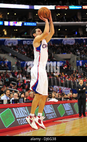Los Angeles, CA: J, USA. 18th Nov, 2013. J. Redick #4 of the Clippers during the NBA Basketball game between the Memphis Grizzlies and the Los Angeles Clippers at Staples Center in Los Angeles, California John Green/CSM/Alamy Live News Stock Photo