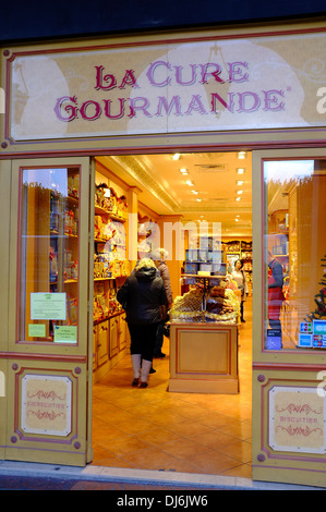 La Cure Gourmande Biscuit shop in Paris, France Stock Photo