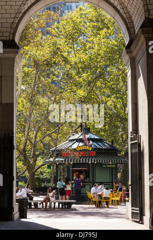 Taqueria Nixtamalito Mexican Food Kiosk, Civic Center, NYc, USA Stock Photo