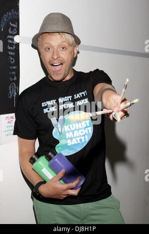 Ross Antony launches charity art project 'Kunst macht satt' at Otto-Studios. Hamburg, Germany - 04.07.2012 Stock Photo