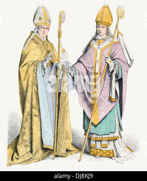 16th XVI 17th century XVII Italian Ecclesiastical costumes Bishop in Cope Stole and Chamberlain Stock Photo