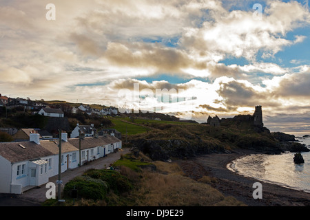 Evening sun at Dunure fishing village and Dunure Castle, on the Firth of Clyde, Ayrshire, Scotland, UK, Great Britain, Stock Photo