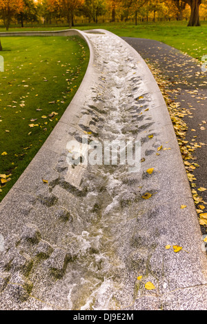 The Diana, Princess of Wales Memorial Fountain, in Hyde Park on an early November morning. Stock Photo