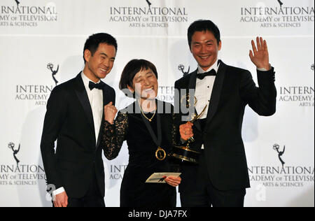 New York, NY, USA . 25th Nov, 2013. Violinist Richard O'Neill (L) poses after winning the 'Arts Programming' award for 'Hello?! Orchestra' during the 41st International Emmy Awards Gala in New York, the United States, Nov. 25, 2013. Credit:  Xinhua/Alamy Live News