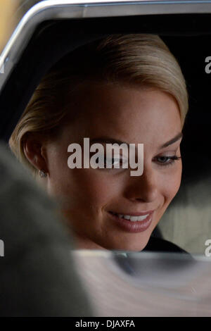 Margot Robbie filming scenes for 'The Wolf of Wall Street' in Manhattan