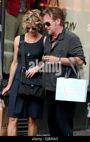 Meg Ryan and John Mellencamp Meg Ryan shopping in Hollywood with her