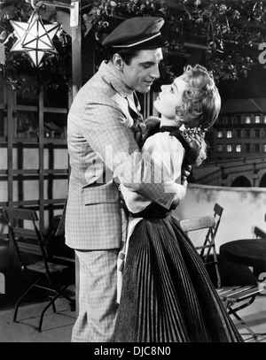 Edmund Purdom and Ann Blyth on-set of the Film, The Student Prince, 1954 Stock Photo