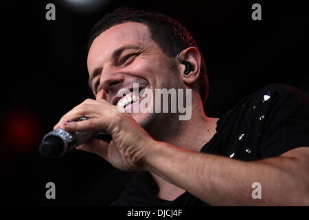 Steps performing at Newmarket Racecourse Stock Photo