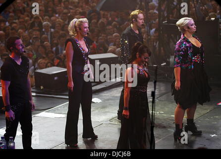 Steps performing live at Newmarket Racecourse Suffolk, England - 25.08.12 Stock Photo