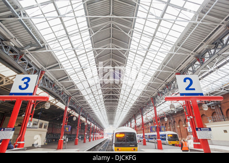 England, London, Marylebone Station, Platforms Stock Photo