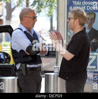 Kevin Costner, Kenneth Branagh Filming scenes for 'Jack Ryan' in Manhattan New York City, USA - 01.09.12 Stock Photo