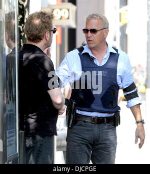 Kevin Costner, Kenneth Branagh Filming scenes for 'Jack Ryan' in Manhattan New York City, USA - 01.09.12 Stock Photo