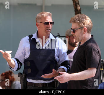 Kevin Costner, Kenneth Branagh Filming scenes for 'Jack Ryan' in Manhattan New York City, USA - 01.09.12 Stock Photo