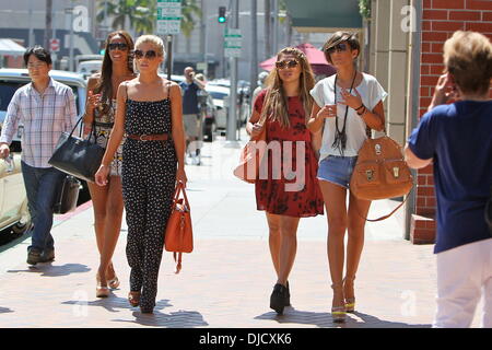 Rochelle Wiseman aka Rochelle Humes aka Rochelle Humes, Mollie King, Vanessa White and Frankie Sandford of The Saturdays hail out for a cab and head towards The Beverly Center for some shopping. Los Angeles, California - 10.09.12 Stock Photo