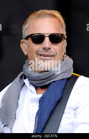 Kevin Costner performs at the 1st Annual 'Boots and Hearts Music Festival'. Bowmanville, Canada - 10.08.12 Stock Photo