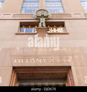 Tiffany & Co. jewellery store 5th Avenue, Manhattan,  New York City, NY United States of America, USA. Stock Photo