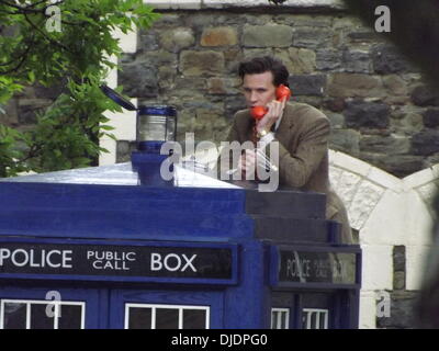 Matt Smith Matt Smith filming a scene for series seven of the popular BBC sci-fi series Dr Who. The Doctor, climbs a ladder and changes a bulb in the lamp on the top of the TARDIS. He proceeds to leave a voice-mail message for Amy Pond and Rory Williams. Stock Photo