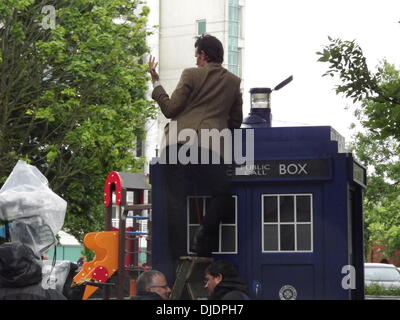 Matt Smith Matt Smith filming a scene for series seven of the popular BBC sci-fi series Dr Who. The Doctor, climbs a ladder and changes a bulb in the lamp on the top of the TARDIS. He proceeds to leave a voice-mail message for Amy Pond and Rory Williams. Stock Photo