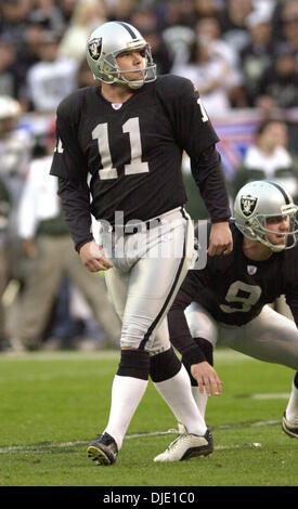 Jan 12, 2003; Oakland, CA, USA; Raiders place kicker Sebastian Janikowski. Stock Photo