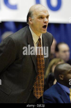 Mar 11, 2004; Dayton, OH; USA; Hawks coach PHIL MARTELLI tries to motivate his team in the 1st half of the Atlantic 10 Championship Quarterfinal Round between the 27-0 Saint Joseph's Hawks and the Xavier Musketeers in Dayton, Ohio, Thursday, March 11, 2004. Xavier defeated the #1 ranked and undefeated St. Joseph's Hawks 87-67. Stock Photo