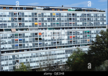 Skyscraper of Le Lignon near Geneva on Switzerland Stock Photo - Alamy