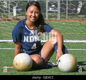 Julie Loucks, a soccer player at Notre Dame de Namur University, in Belmont, Calif; Wednesday, July 25, 2007. John Green/San Mateo County Times (John Green/San Mateo County Times) Stock Photo