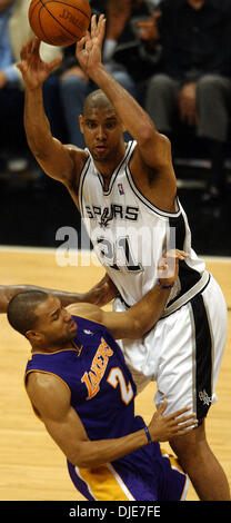 May 13, 2004; San Antonio, TX, USA; Lakers GARY PAYTON falls over the ...