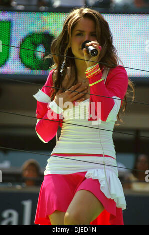 Aug 28, 2004; NYC, NY, USA; Teenage sensation JOJO performs at the 2004 Arthur Ashe Kids Day part of the US Open at Flushing Meadows. Stock Photo