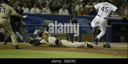 Sep 13, 2004; Los Angeles, CA, USA; San Diego Padres ' KHALIL GREENE (L)  scores on a wild pitch by Los Angeles Dodgers ' Odalis Perez during the  fourth inning in Los