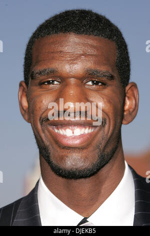Sep 14, 2007 - Hollywood, CA, USA - 7-foot Basketball center GREG ODEN, the No. 1 June draft pick, is out of the season and will not play for the Portland Trail Blazers this year because of microfracture knee surgery performed yesterday. Oden averaged 15.7 points and 9.6 rebounds last season as a freshman. He led the Buckeye's to the national championship game and had 25 points and Stock Photo