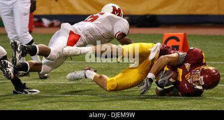 09/08/07.Assign# 112810-  UM football Gophers vs. Miami of Ohio. Gophers win 41-35 in three overtimes...IN THIS PHOTO:  Gophers receiver Eric Decker caught a pass in the end zone for a Minnesota score in overtime.  (Credit Image: © Minneapolis Star Tribune/ZUMA Press) Stock Photo