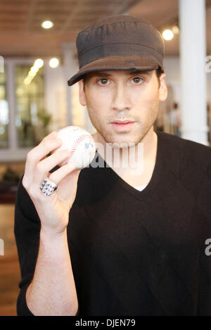 Sep 18, 2007 - New York, NY, USA - Entrepreneur and philanthropist MARC ECKO announced today his acquisition of Barry Bonds' 756th home run ball and plans to allow the public to determine its fate. The ball was purchased for $752,467 at Sotheby's/SCP Auctions and on September 25th the balls fate will be known. The public can go to www.vote756.com and choose to (a) give the ball to  Stock Photo