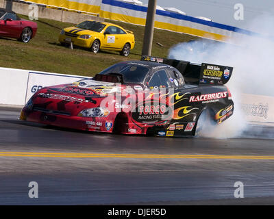 Oct 07, 2007 - Dinwiddie, VA, USA - GARY DENSHAM, NHRA Funny Car driver during the Powerade Drag Racing Series 'NHRA Torco Racing Fuels Nationals.' (Credit Image: © Timothy L. Hale/ZUMA Press) Stock Photo