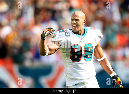 Miami Dolphins - On this day in 2007: Jason Taylor scores