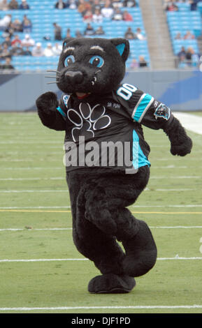 Dec 03, 2007 - Charlotte, North Carolina, USA - Carolina Panthers Mascot SIR PURR as the Carolina Panthers beat the San Francisco 49ers 31-14 as they played The Bank of America Stadium located in Charlotte. (Credit Image: © Jason Moore/ZUMA Press) Stock Photo