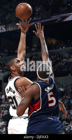 Feb 25, 2008 - San Antonio, Texas, USA - TIM DUNCAN gets off a jump hook against Atlanta's JOSH SMITH Monday at the AT&T Center. San antonio Spurs versus the Atlanta Hawks at the AT&T Center. (Credit Image: © TOM REEL/San Antonio Express-News/ZUMA Press) RESTRICTIONS: * San Antonio, Seattle Newspapers and USA Tabloids Rights OUT * Stock Photo