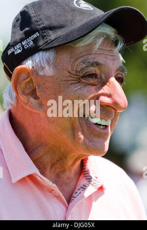 June 30, 2010 - Sylvania, Ohio, USA - 30 June 2010:  Jamie Farr during the Owens-Illinois Celebrity Pro-Am event of the Jamie Farr Owens Corning Classic presented by Kroger at Highland Meadows Golf Club in Sylvania, Ohio.   .Mandatory Credit: Scott W. Grau / Southcreek Global (Credit Image: © Southcreek Global/ZUMApress.com) Stock Photo